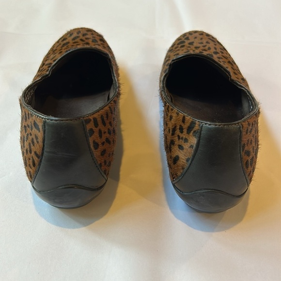 Dansko Calf Hair Leather Slip On Leopard Print Loafers Size EU 39 - Picture 2 of 11